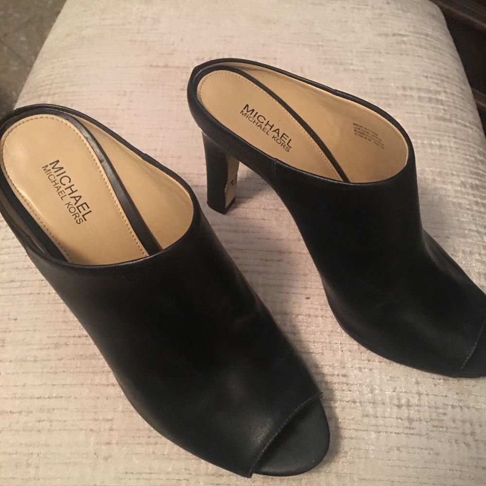 Micheal Kors open toe ankle heel